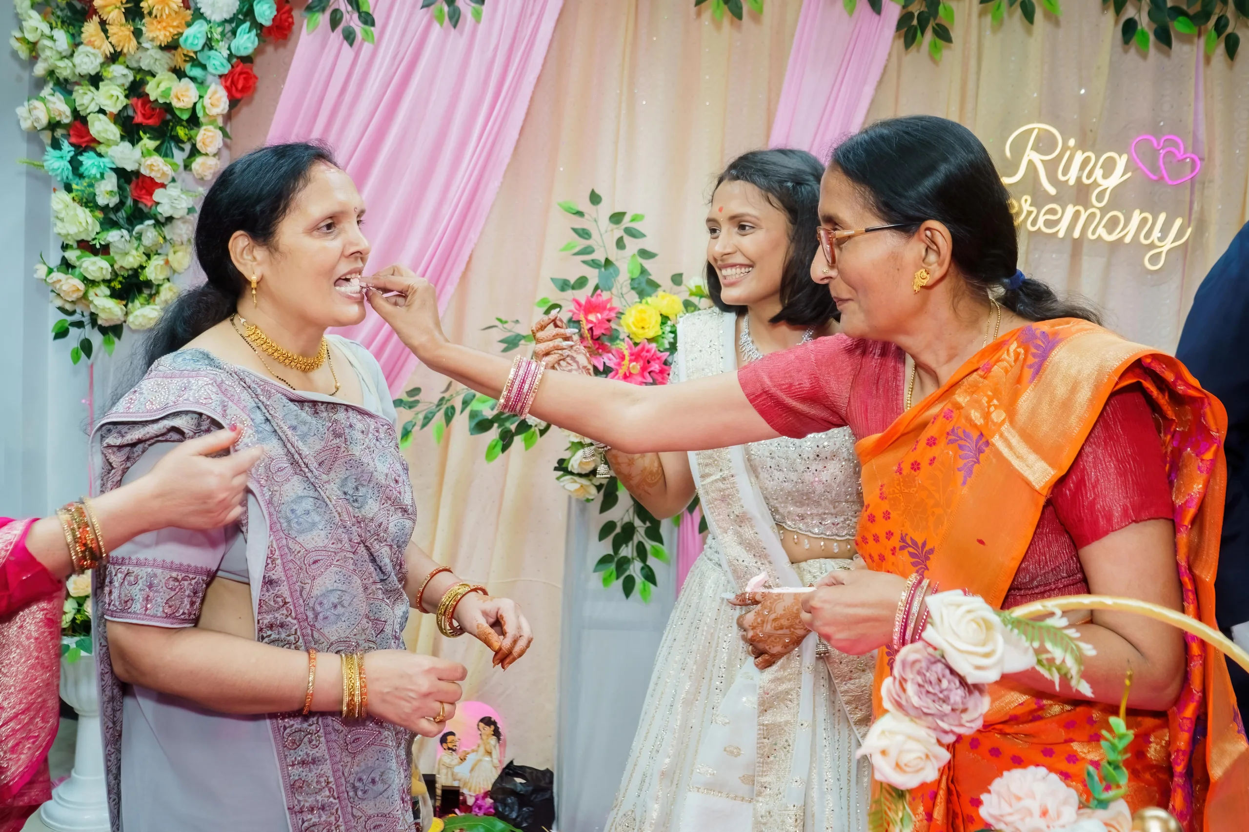 Juhi & Gyan - Photo 26